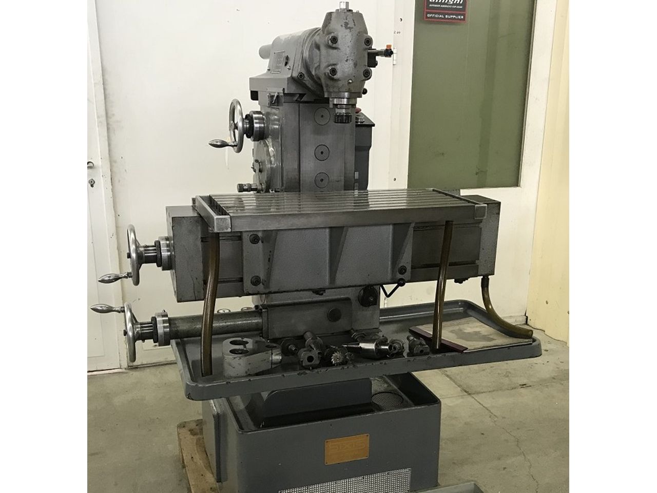 Milling/UNIVERSAL MILLING MACHINE SIXIS S-103