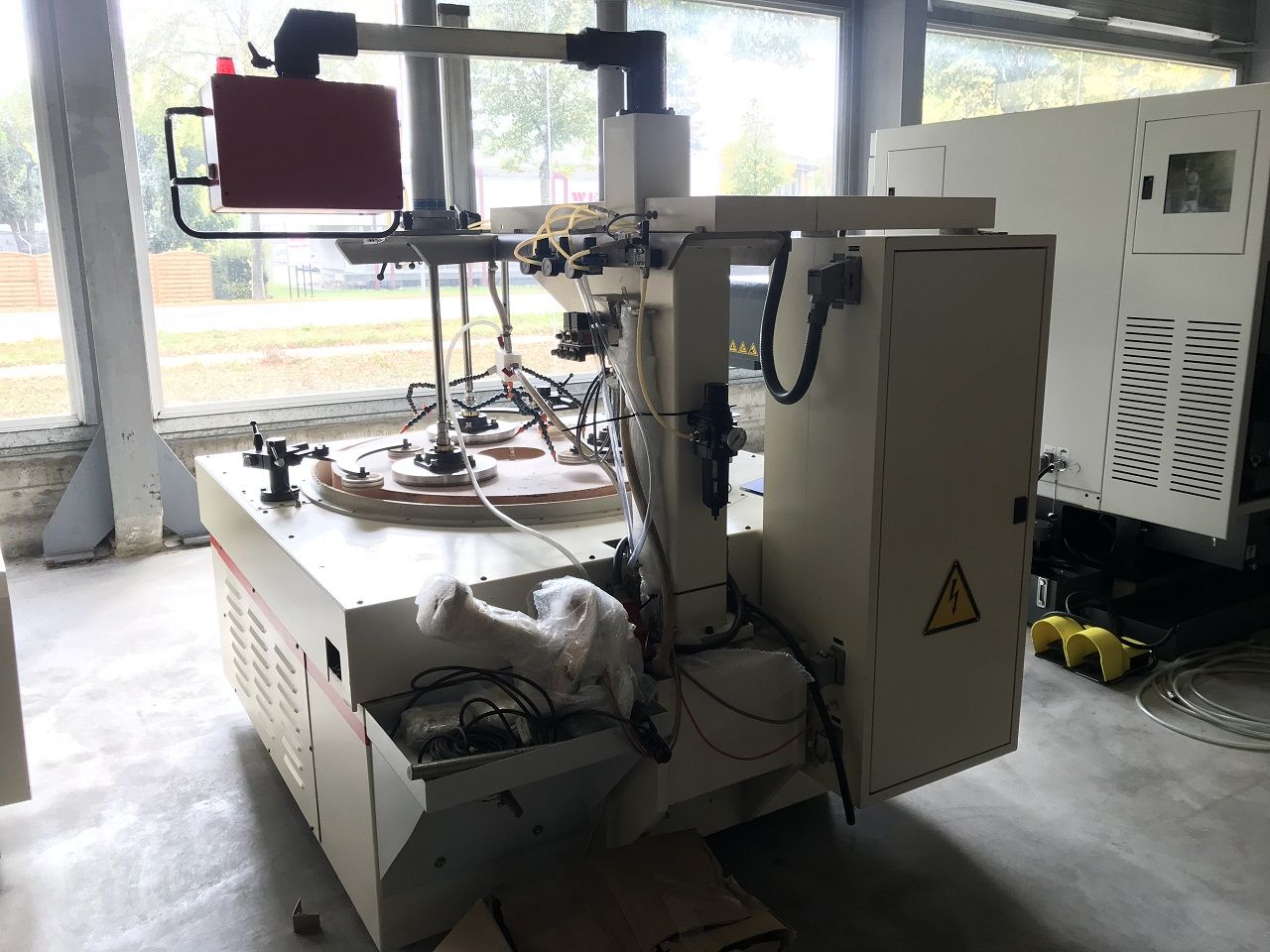 Lapping/SURFACE LAPPING MACHINE STAEHLI TYPE FLM-1000