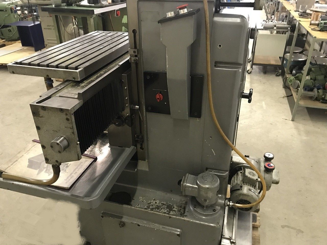 Milling/UNIVERSAL MILLING MACHINE SIXIS S-103