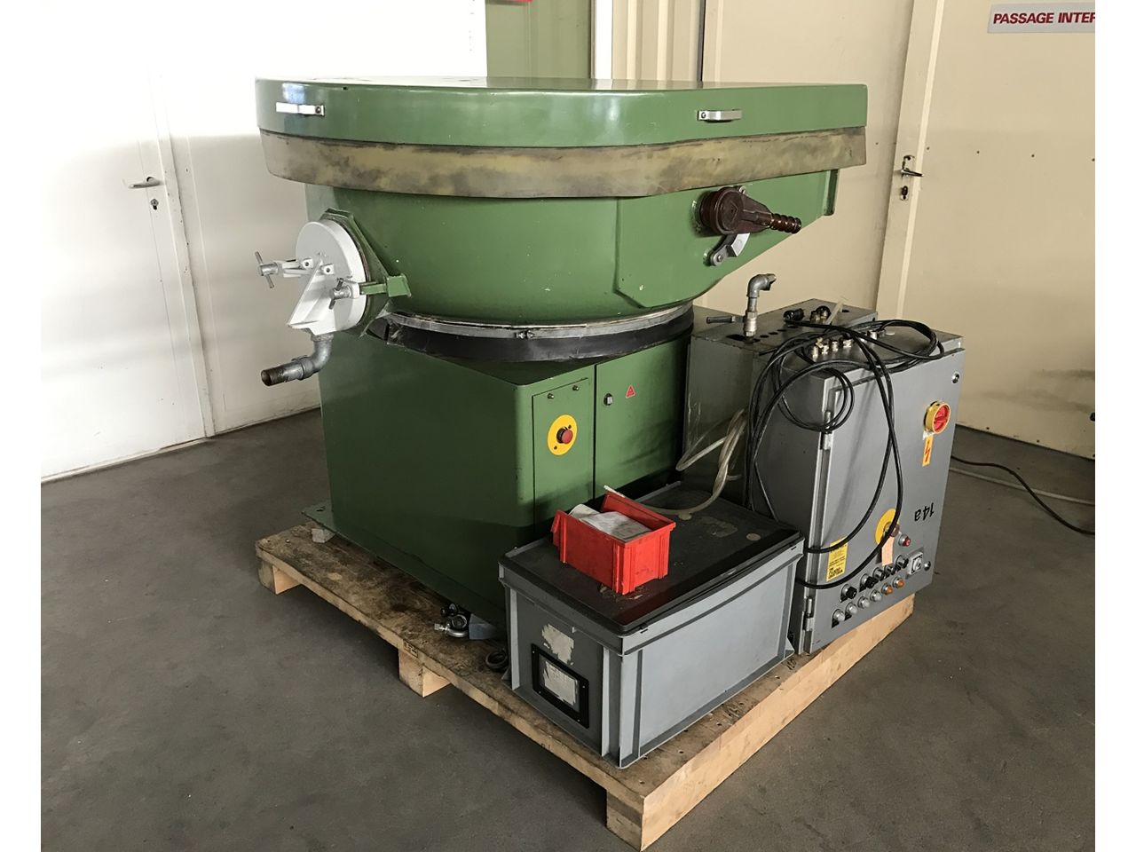 Polishing/VIBRATOR TROWAL CVE 225