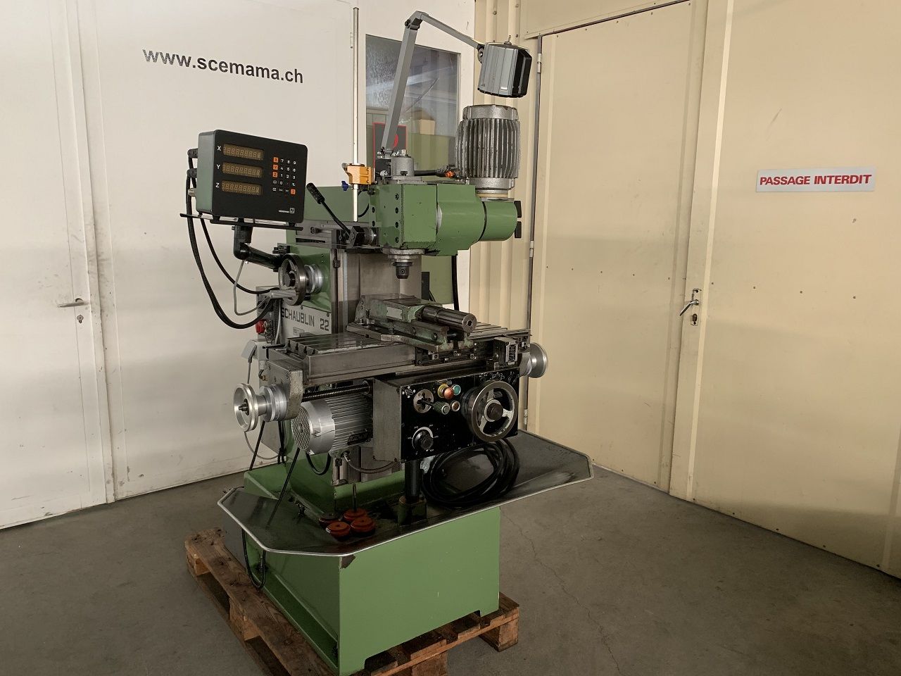 Milling/UNIVERSAL MILLING MACHINE SCHAUBLIN TYPE 22