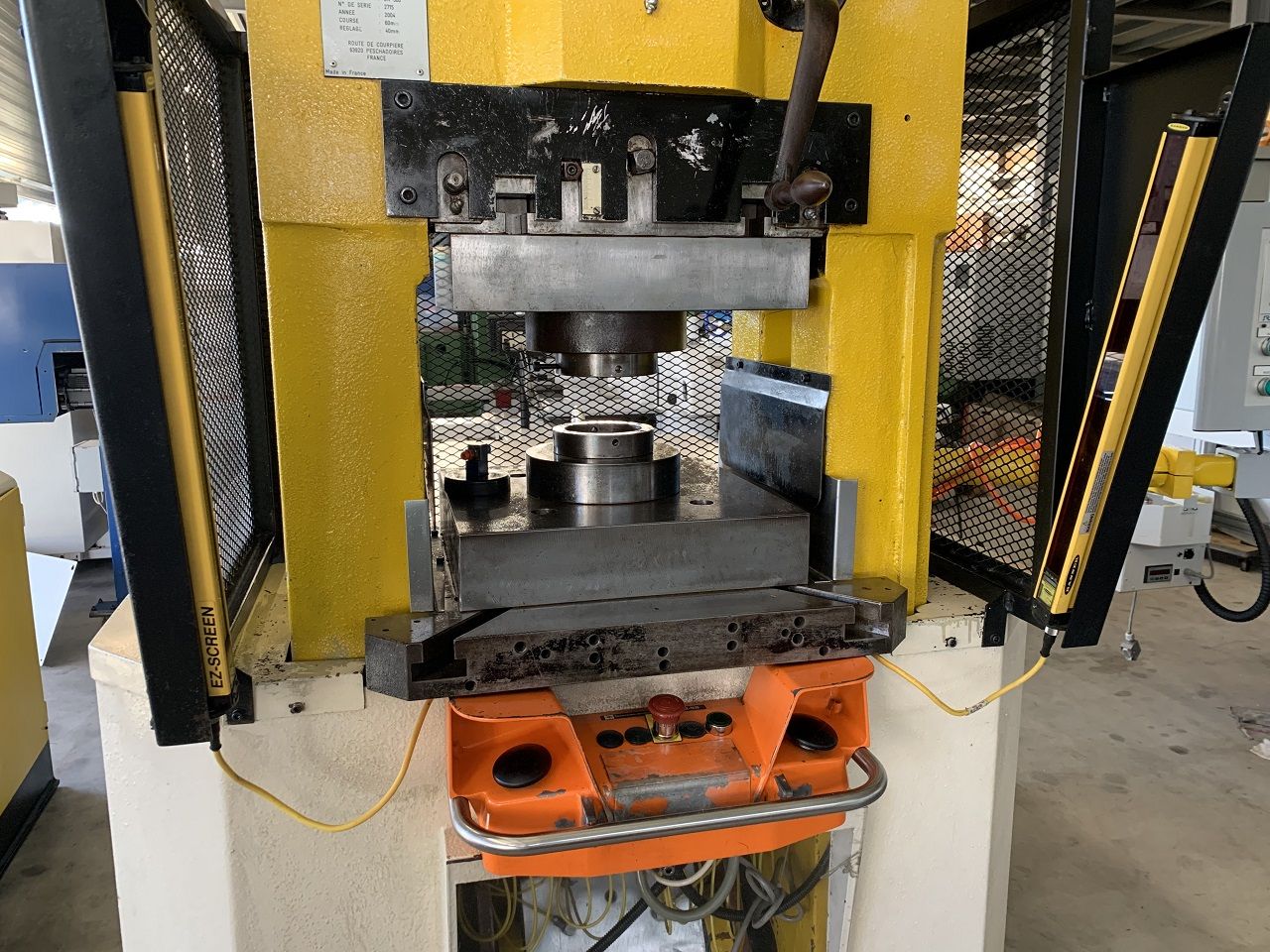 Presses (General)/KNUCKLE JOINT PRESS GRABENER TYPE GK 360