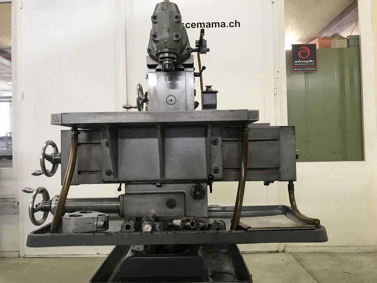 Milling/UNIVERSAL MILLING MACHINE SIXIS S-103