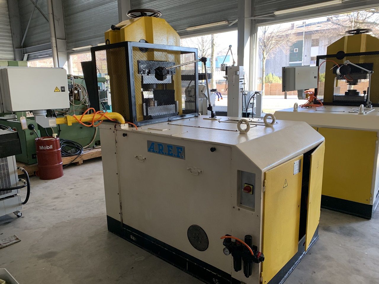 Presses (General)/KNUCKLE JOINT PRESS GRABENER TYPE GK 360