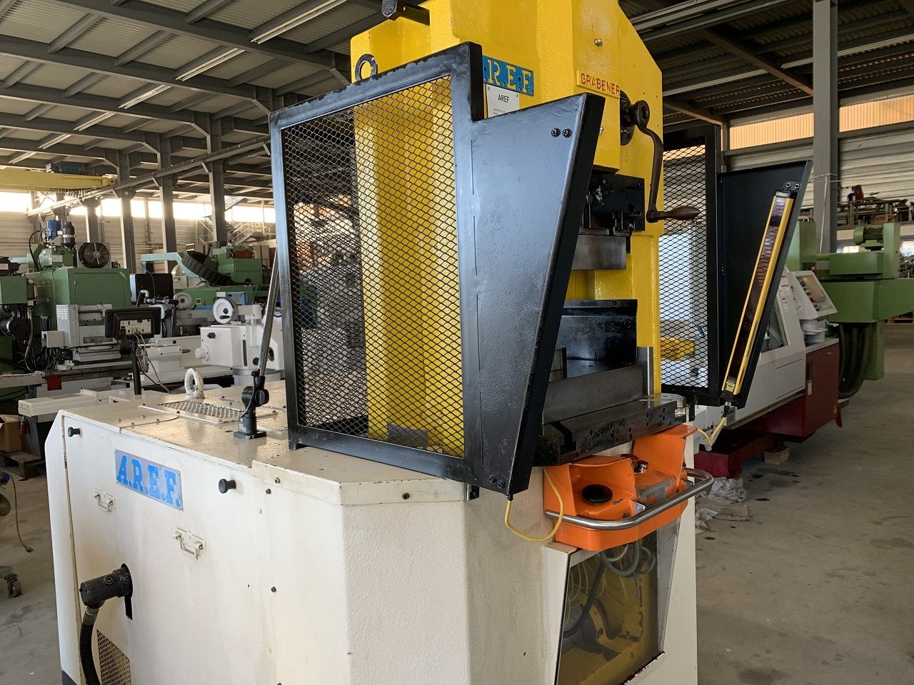 Presses (General)/KNUCKLE JOINT PRESS GRABENER TYPE GK 360