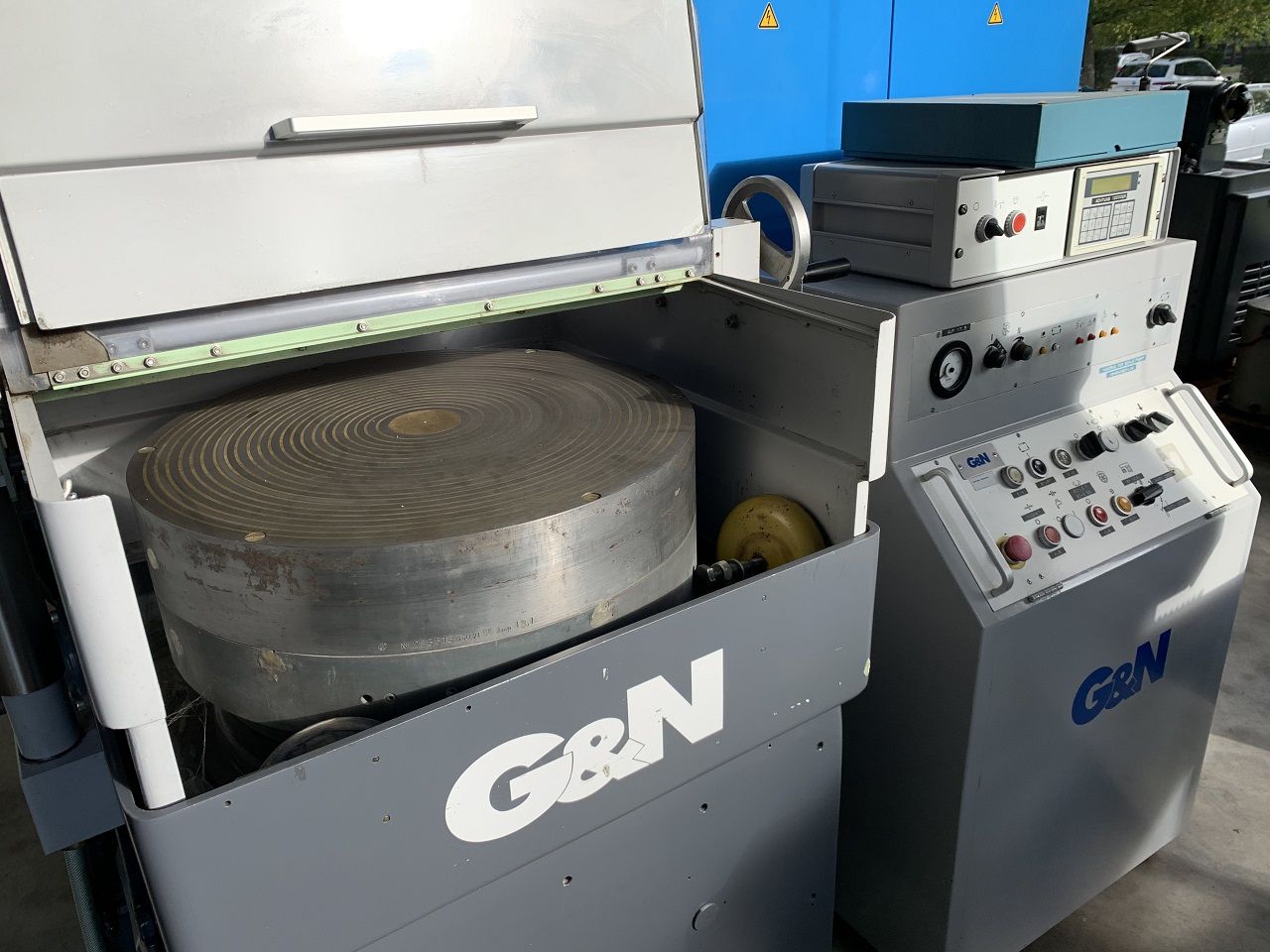 Surface Grinders/SURFACE GRINDING MACHINE MUELLER MPS-R 600