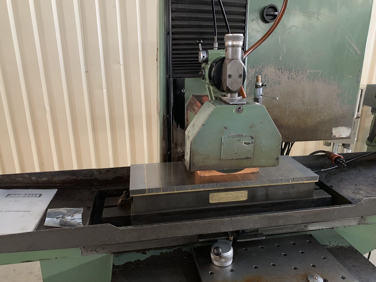 Surface Grinders/SURFACE GRINDING MACHINE JAKOBSEN TYPE SJ-824