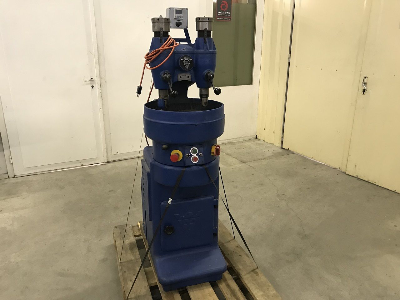 Polishing/POLISHING BLOCKING MACHINE TECHNICA TYPE 1600
