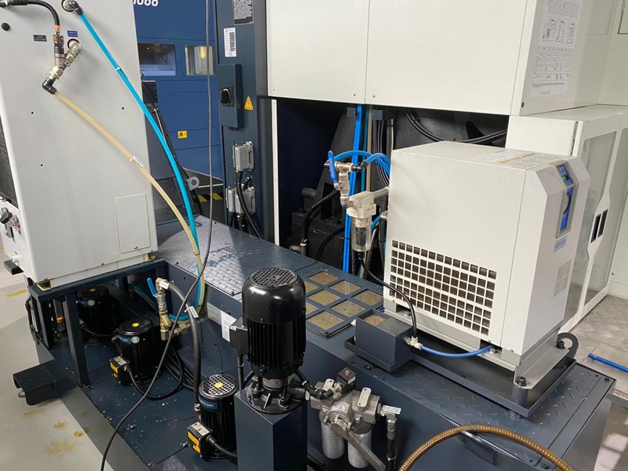 Five-axis Machining Centres/MACHINING CENTER MAKINO TYPE PS-105