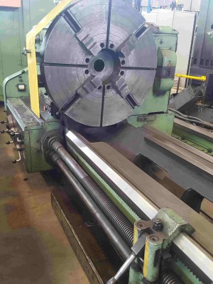 Lathes (CNC and Manual)/STANKOIMPORT 1M65 LATHE