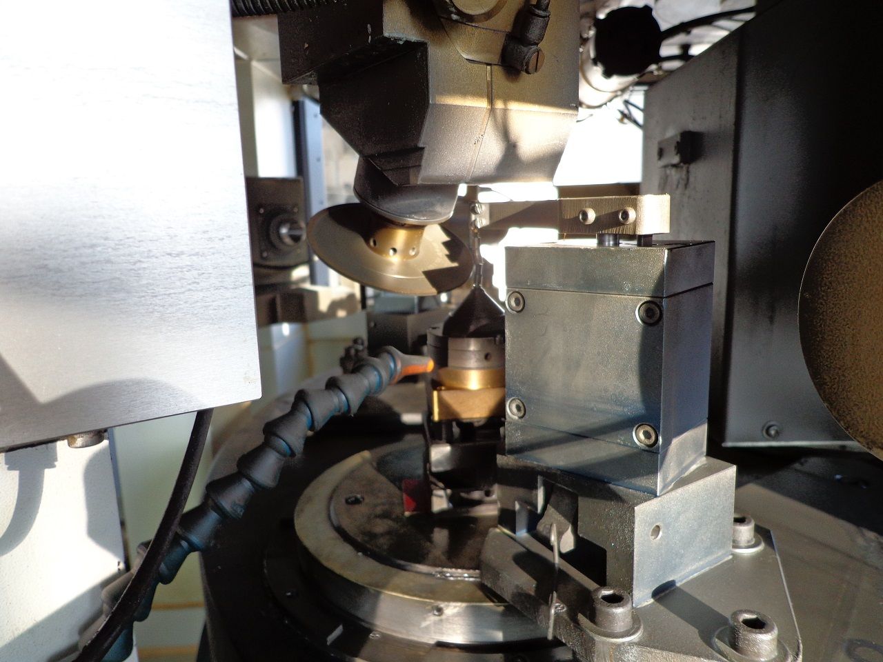 Grinding/GRINDING MACHINE FOR ESCAPE-WHEEL ARCOMEC ARCO-MTR
