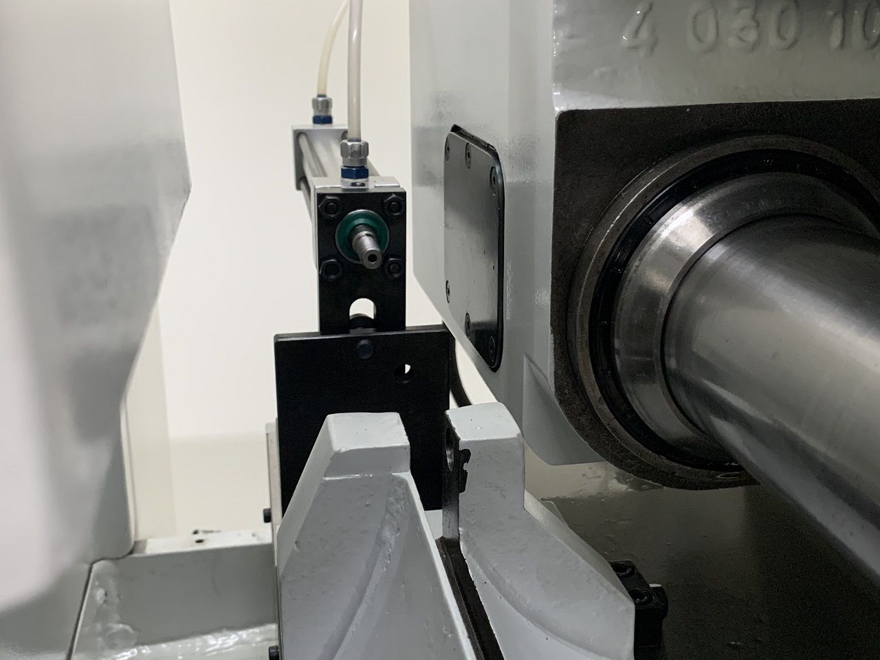 Centreless Grinders/MICROREX TYPE 2H CENTERLESS GRINDING MACHINE