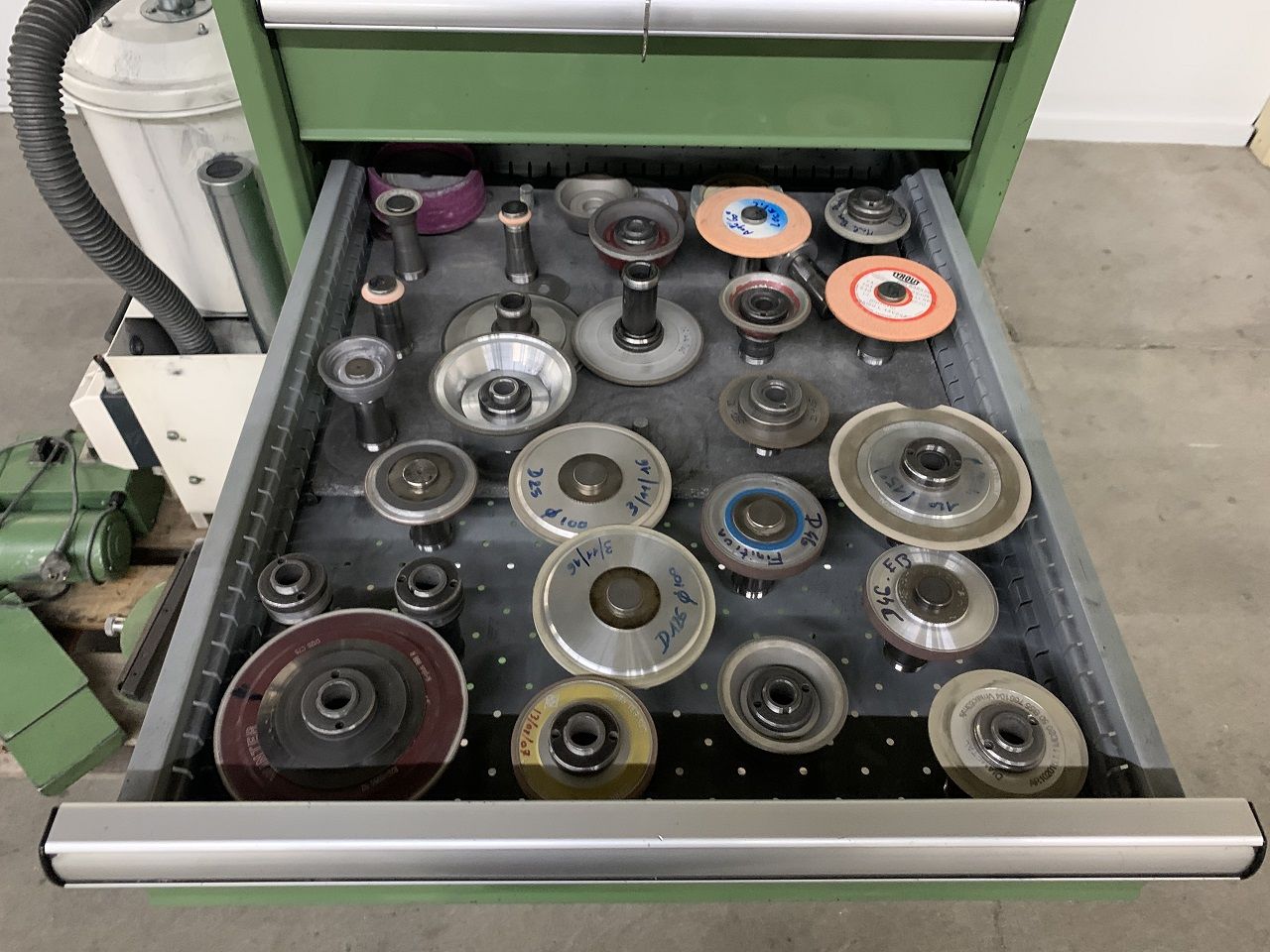 Grinding/GRINDING MACHINE DECKEL TYPE S-11
