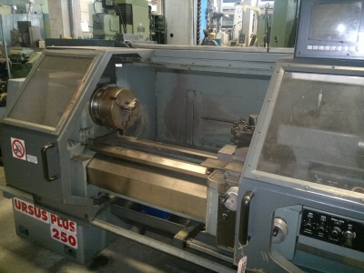 Lathes (CNC and Manual)/CMT URSUS PLUS 250 CNC LATHE