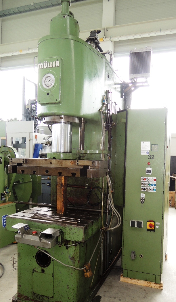 Hydraulic Presses/MÜLLER CEZ 160.5.8