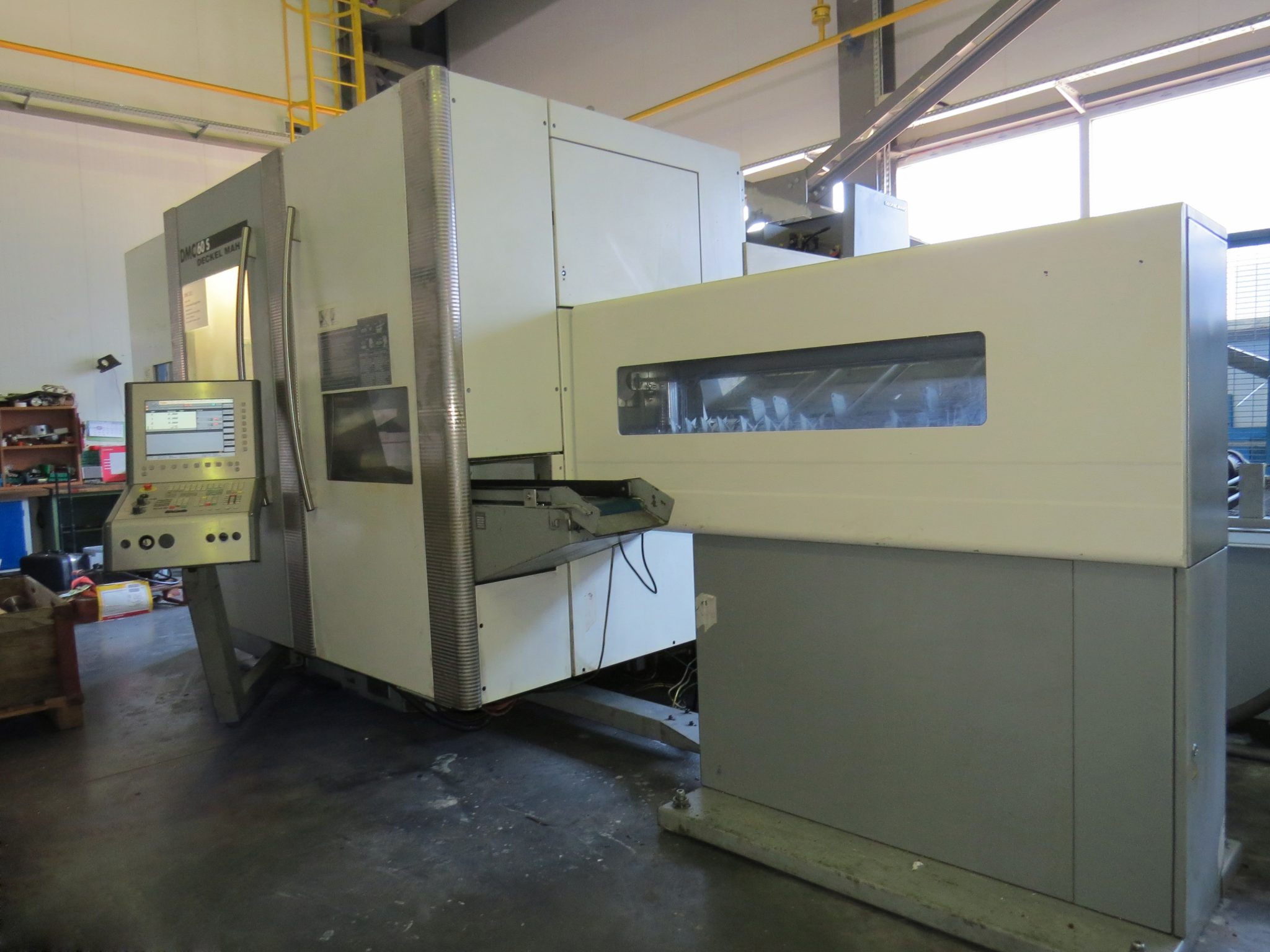 Machining Centres (General)/DECKEL MAHO DMC 60 S, 6-sided machining, bar feeder