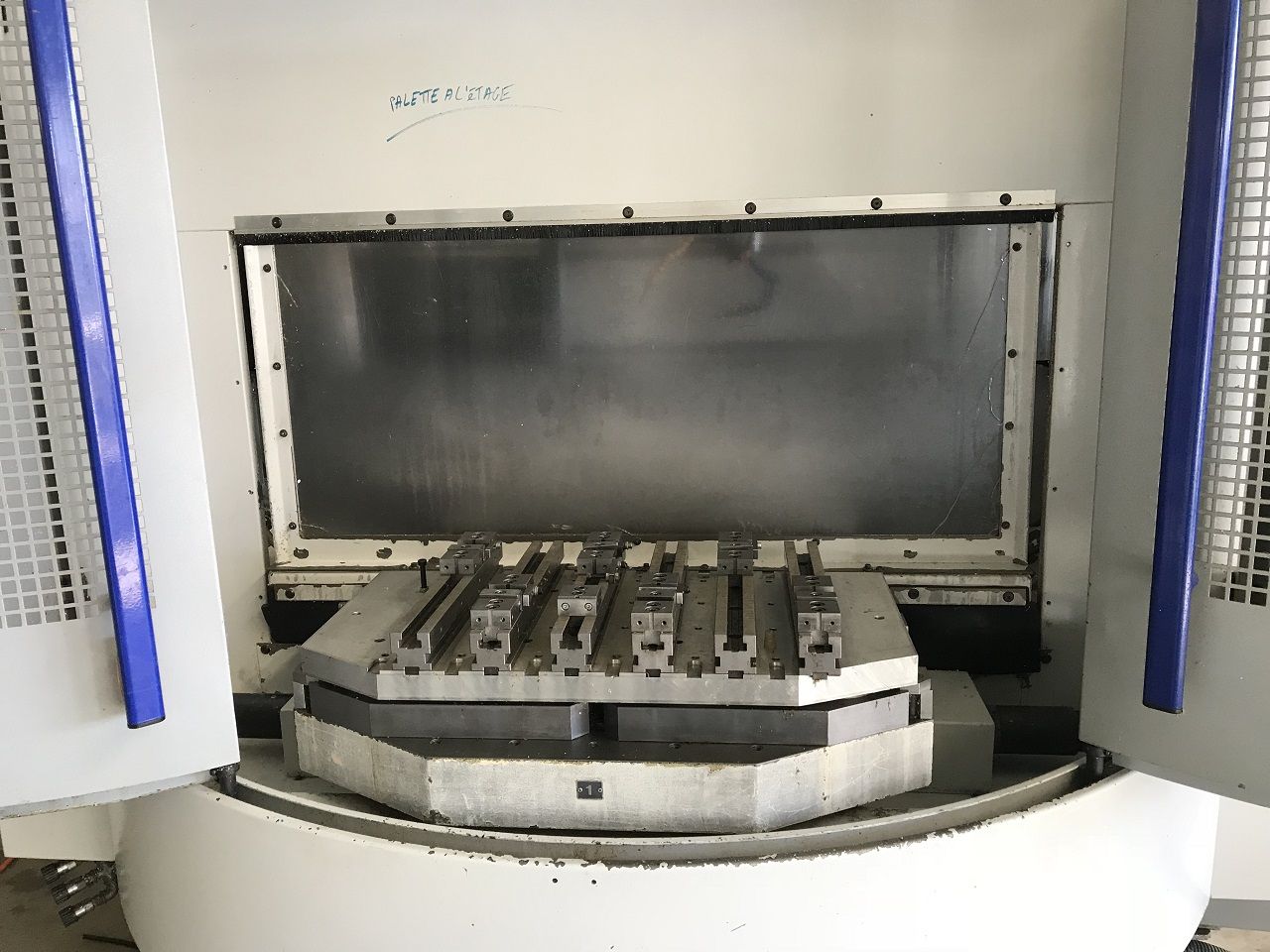 Vertical Machining Centres/VERTICAL MACHINING CENTRE MIKRON VCP/UCP 710