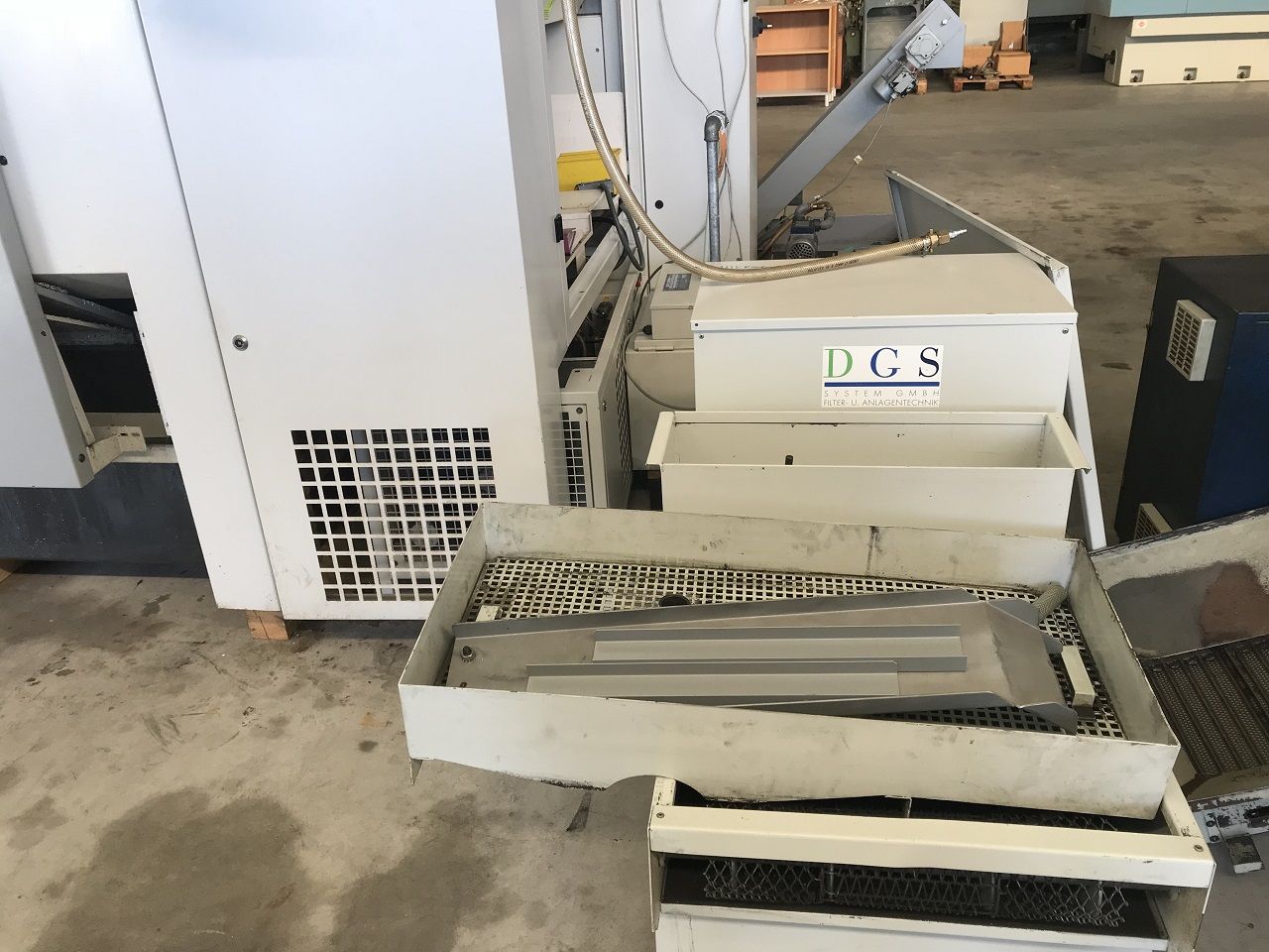 Vertical Machining Centres/VERTICAL MACHINING CENTRE MIKRON VCP/UCP 710