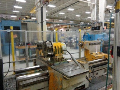 Facing Lathes/VDF WOHLENBERG U 1070 S CNC MOVING HEAD FACING LATHE