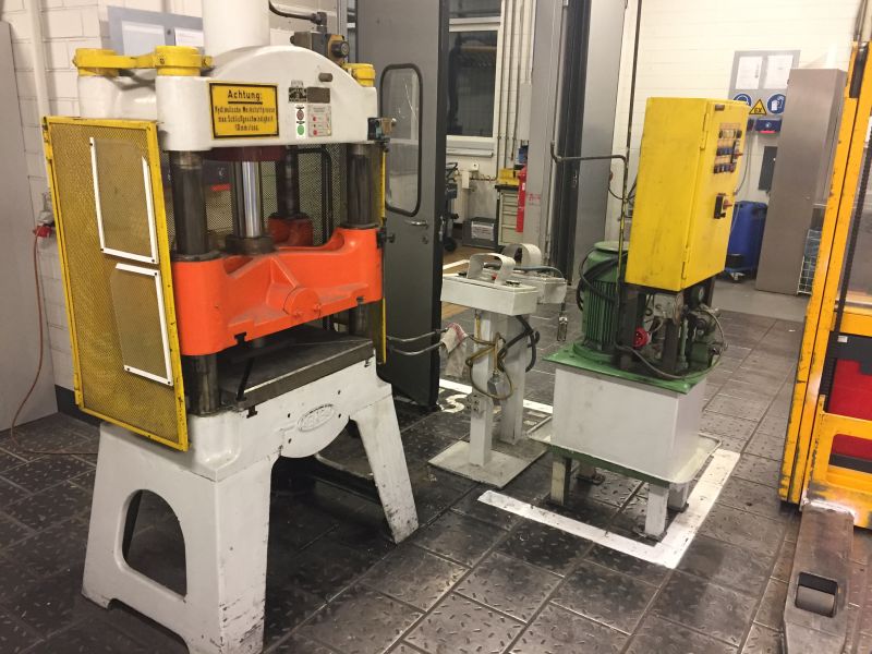 Hydraulic Presses/REYER VS-650
