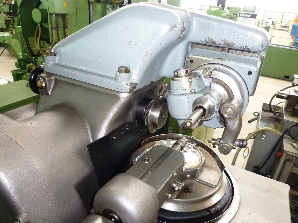 Gear Hobbers/MIKRON(CH) 102.05 MPS