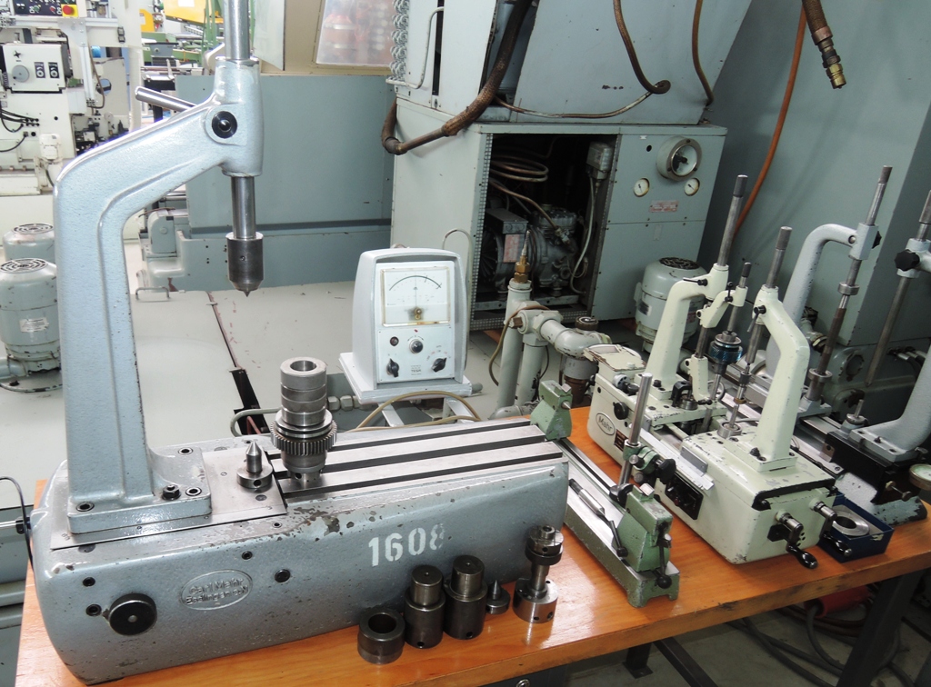 Gear Testing/MAHR 894 C