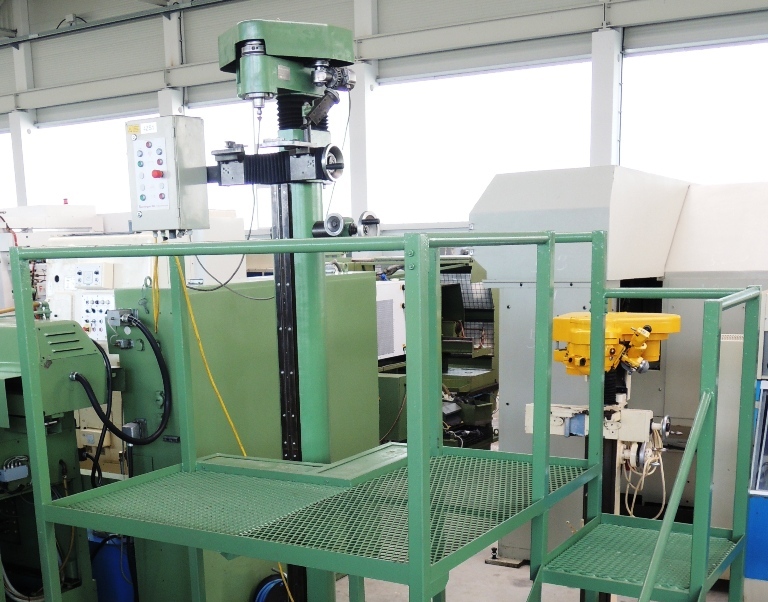Grinding/HENNINGER ZS 150 x 2500