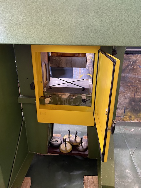 Hydraulic Presses/SCHOEN SH 30