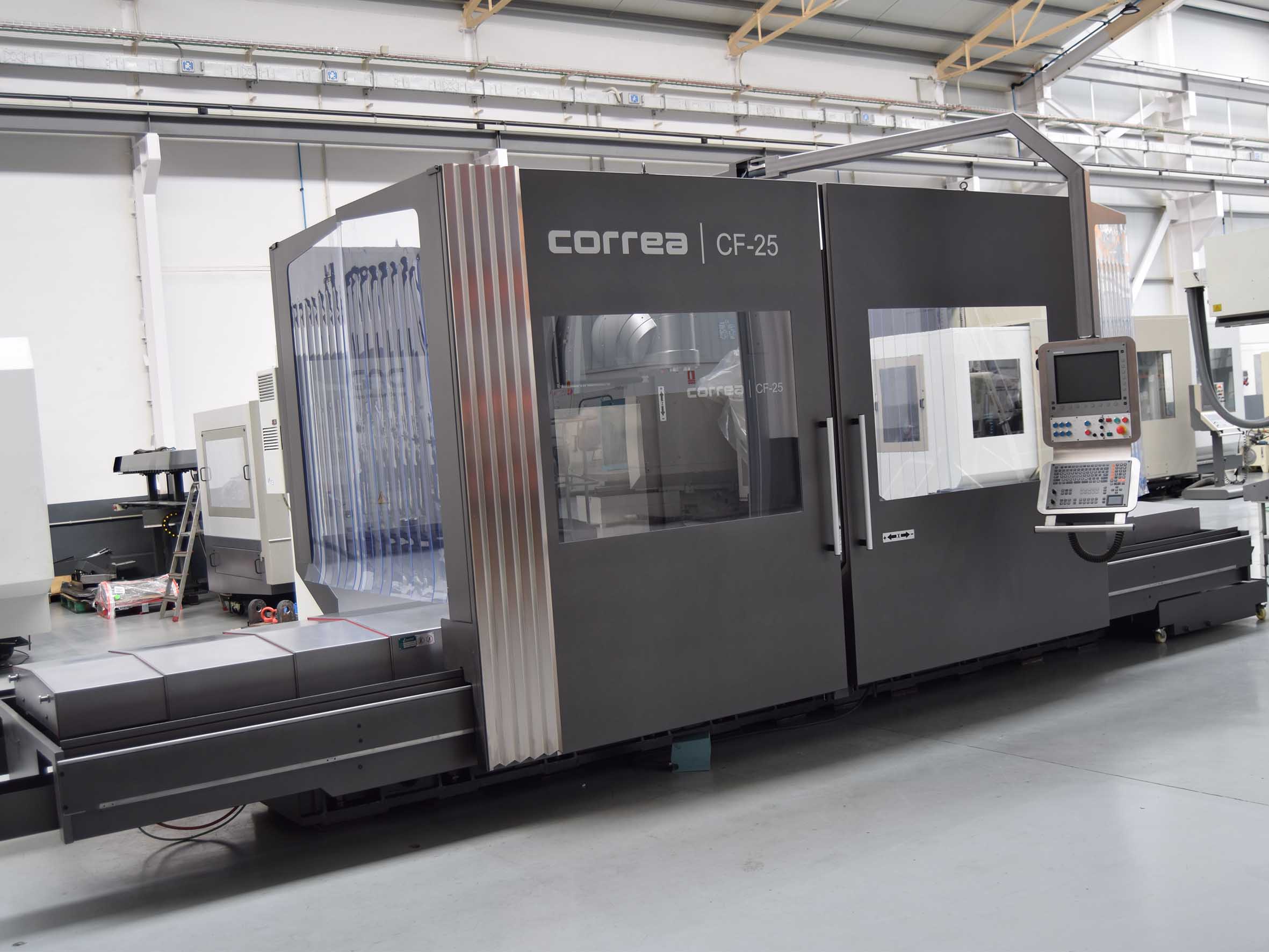 Milling/Correa CF 25/25 ATC UDG