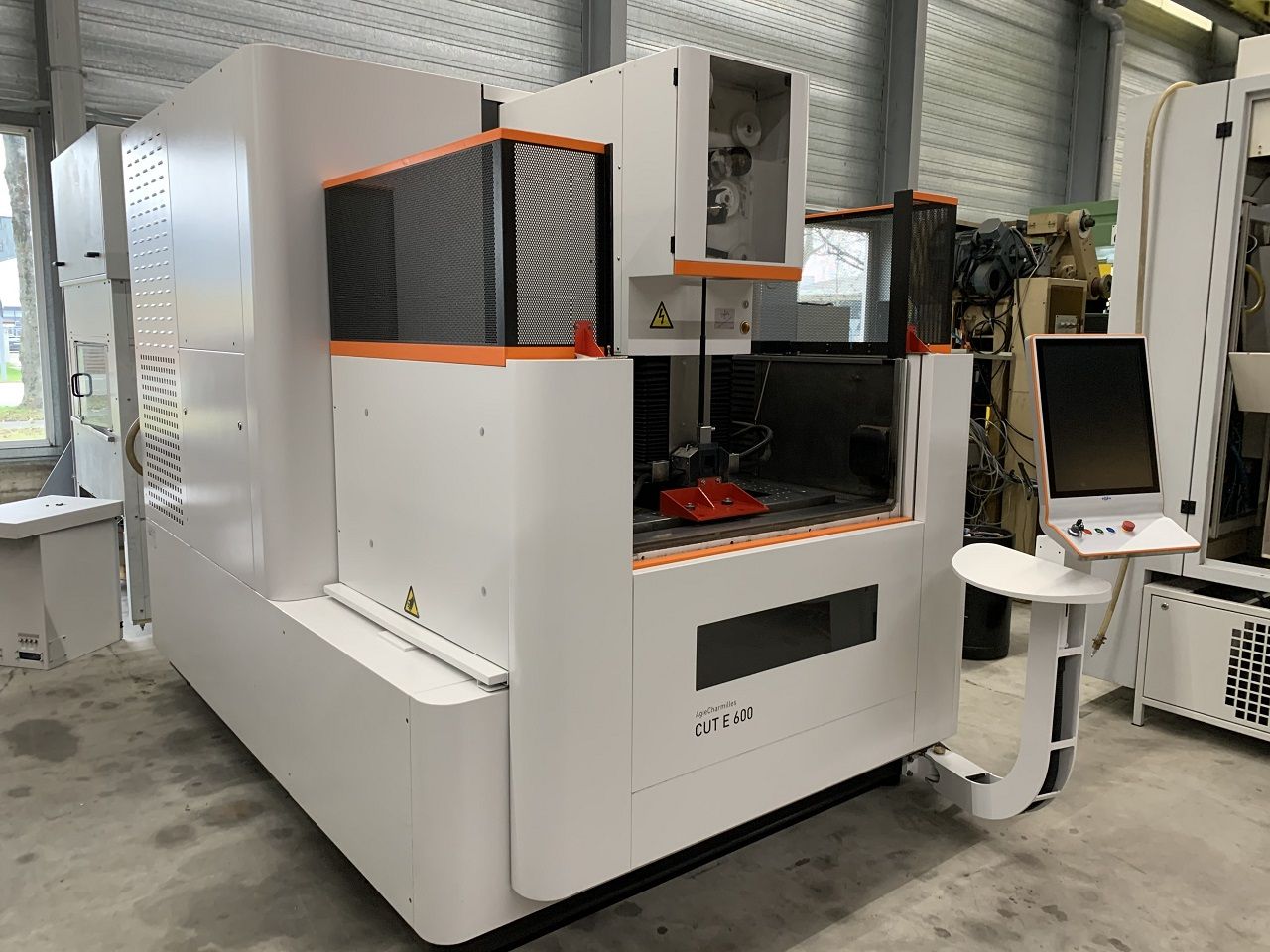 Electro Discharge Machining/WIRE ED-SINKING MACHINE CHARMILLES CUT E 600
