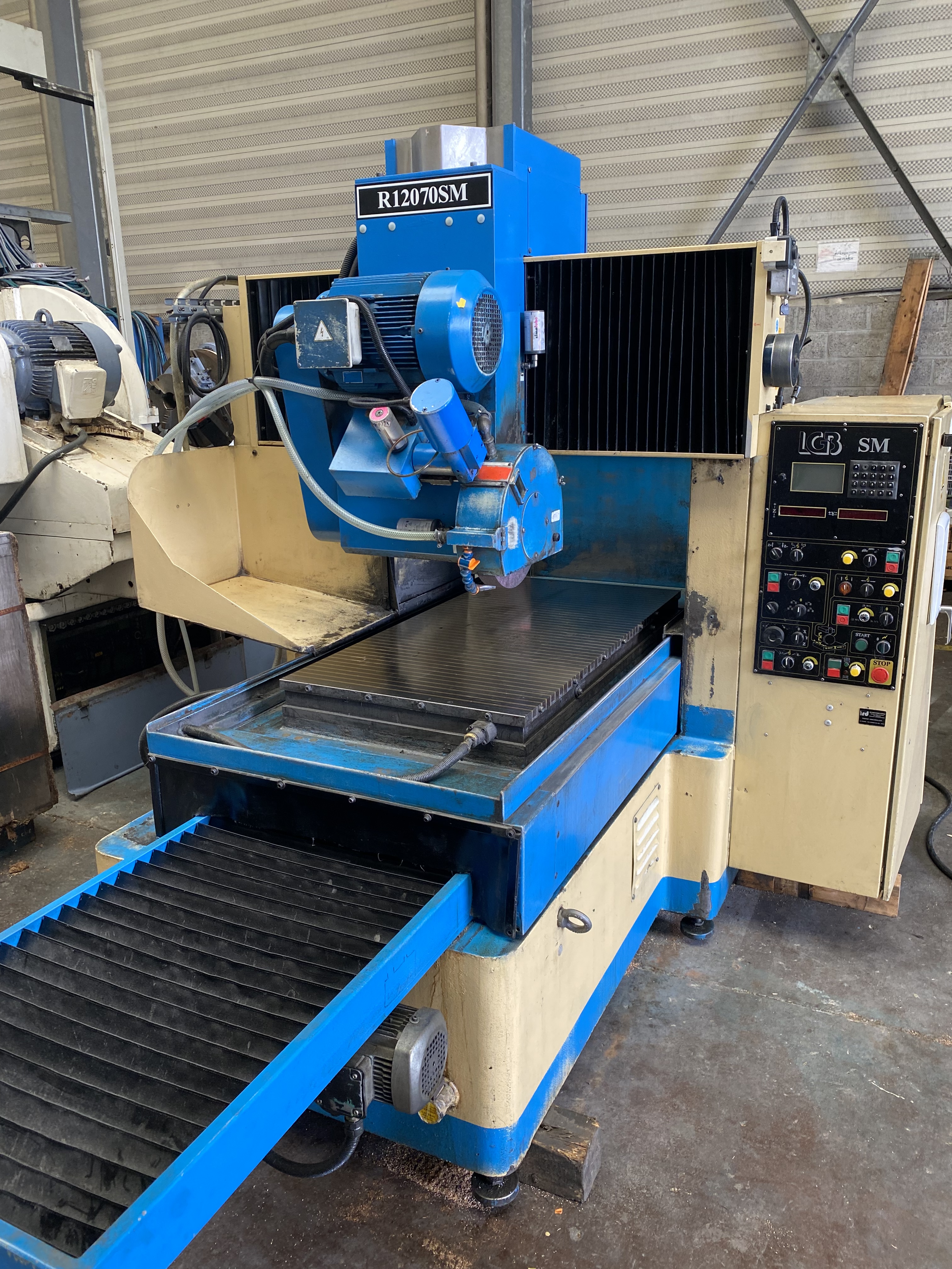 Surface Grinders/Surface Grinding LGB R12070SM
