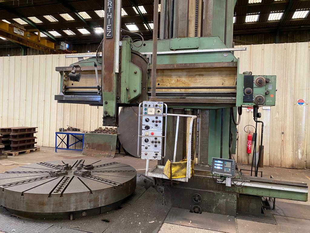 Turning gears/Berthiez bm 225 vertical turning
