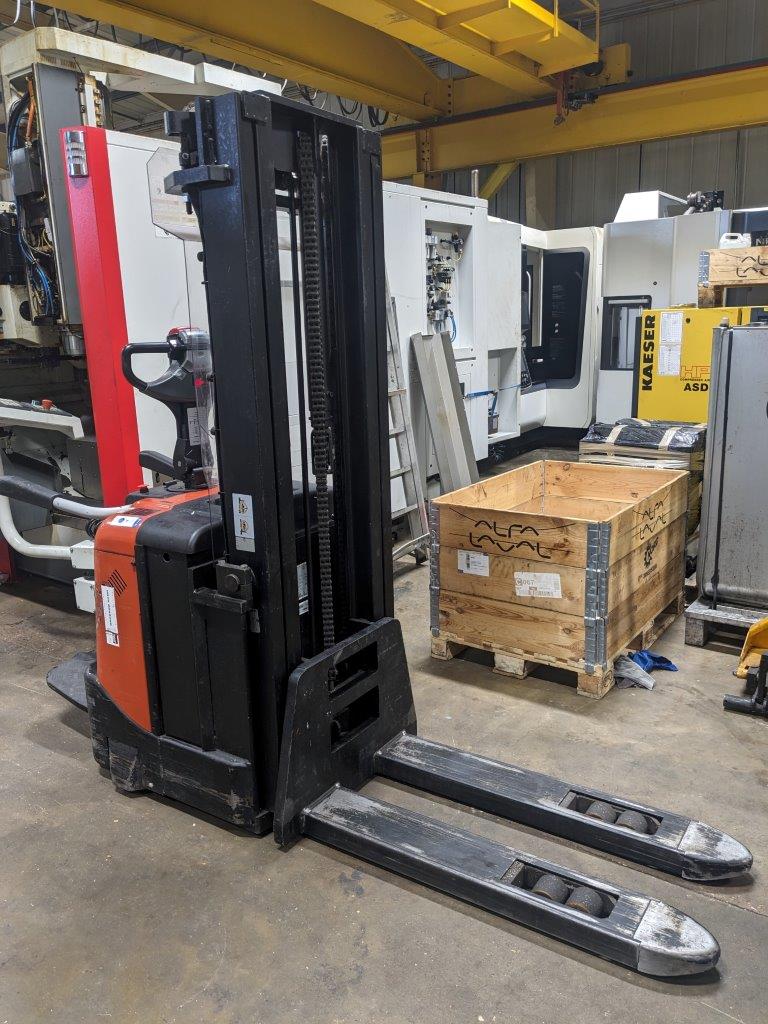 Forklifts and Cranes/Toyota BT Staxio Pedestrian Forklift (4278)