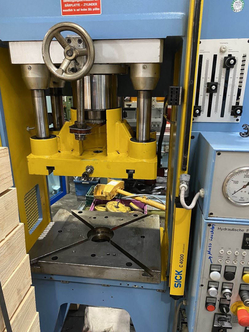 Hydraulic Presses/SCHOEN UTE/B 50