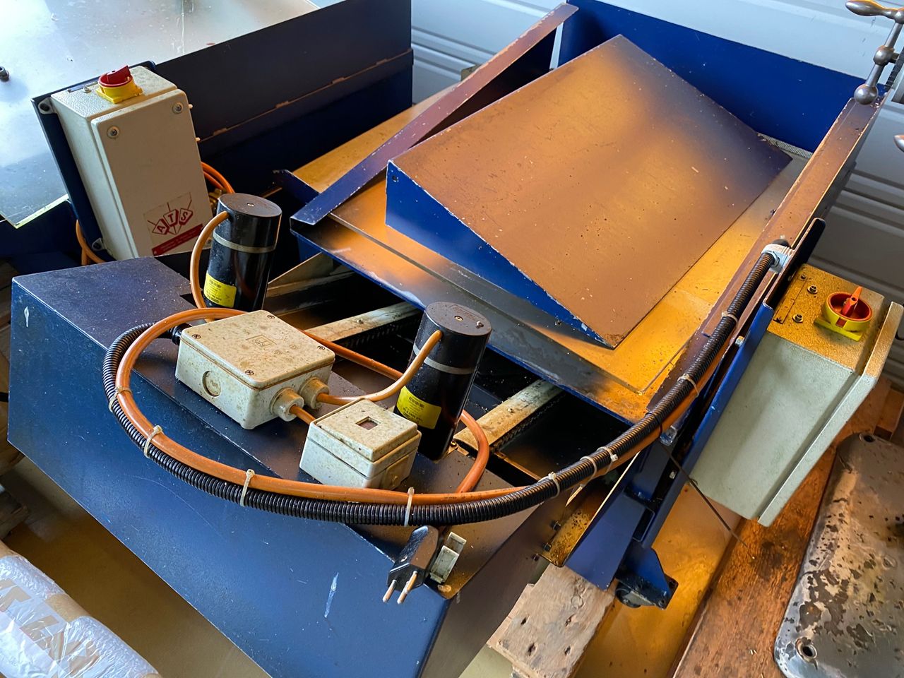 Spares & Accessories/CHIP CONVEYOR TYPE DECO 10