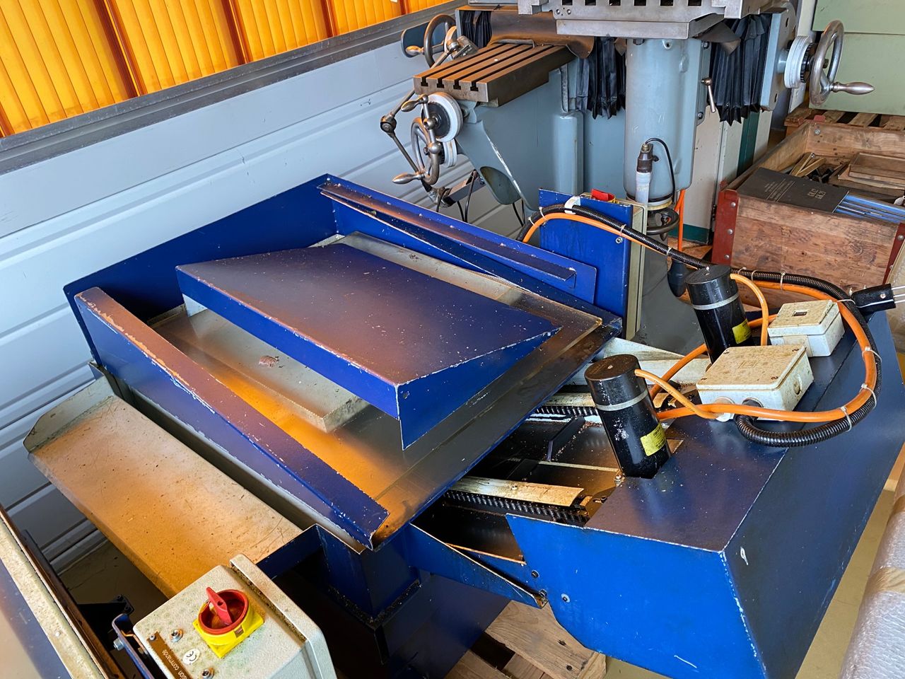 Spares & Accessories/CHIP CONVEYOR TYPE DECO 10