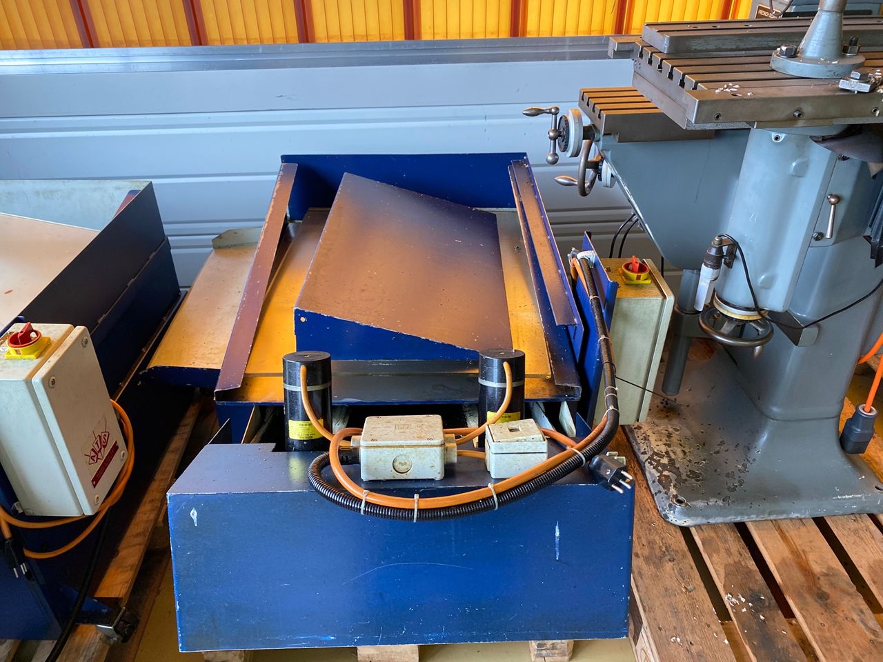Spares & Accessories/CHIP CONVEYOR TYPE DECO 10