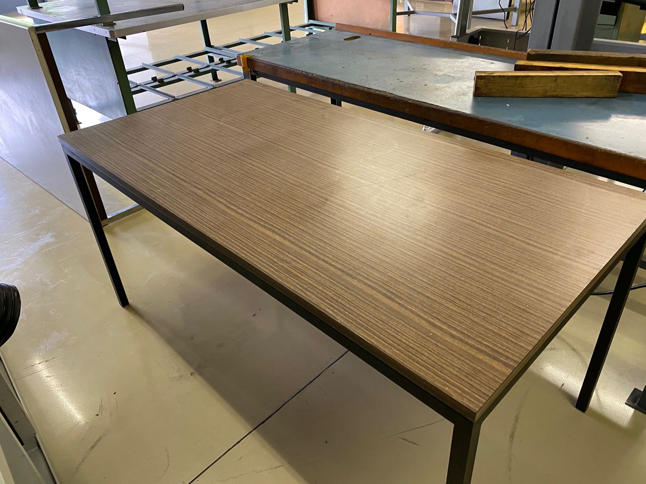 Spares & Accessories/WORKTABLE 160 X 80 X 76