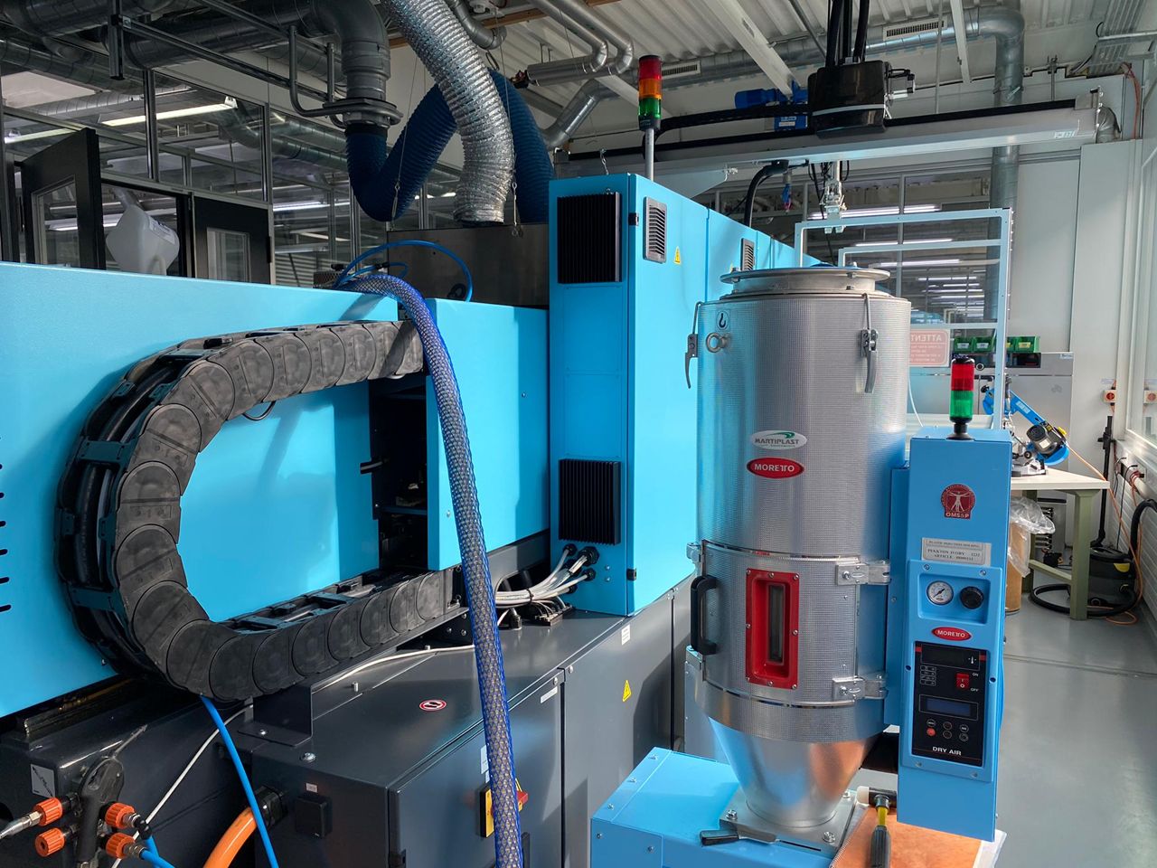 Presses (General)/INJECTION MOLDING SUMITOMO DEMAG IntElect 160/520-680