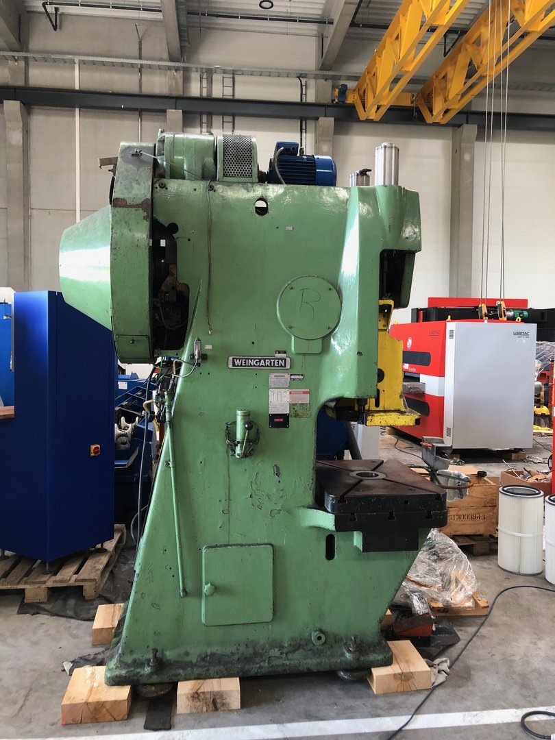 Eccentric C-Frame Presses/WEINGARTEN ARS 80