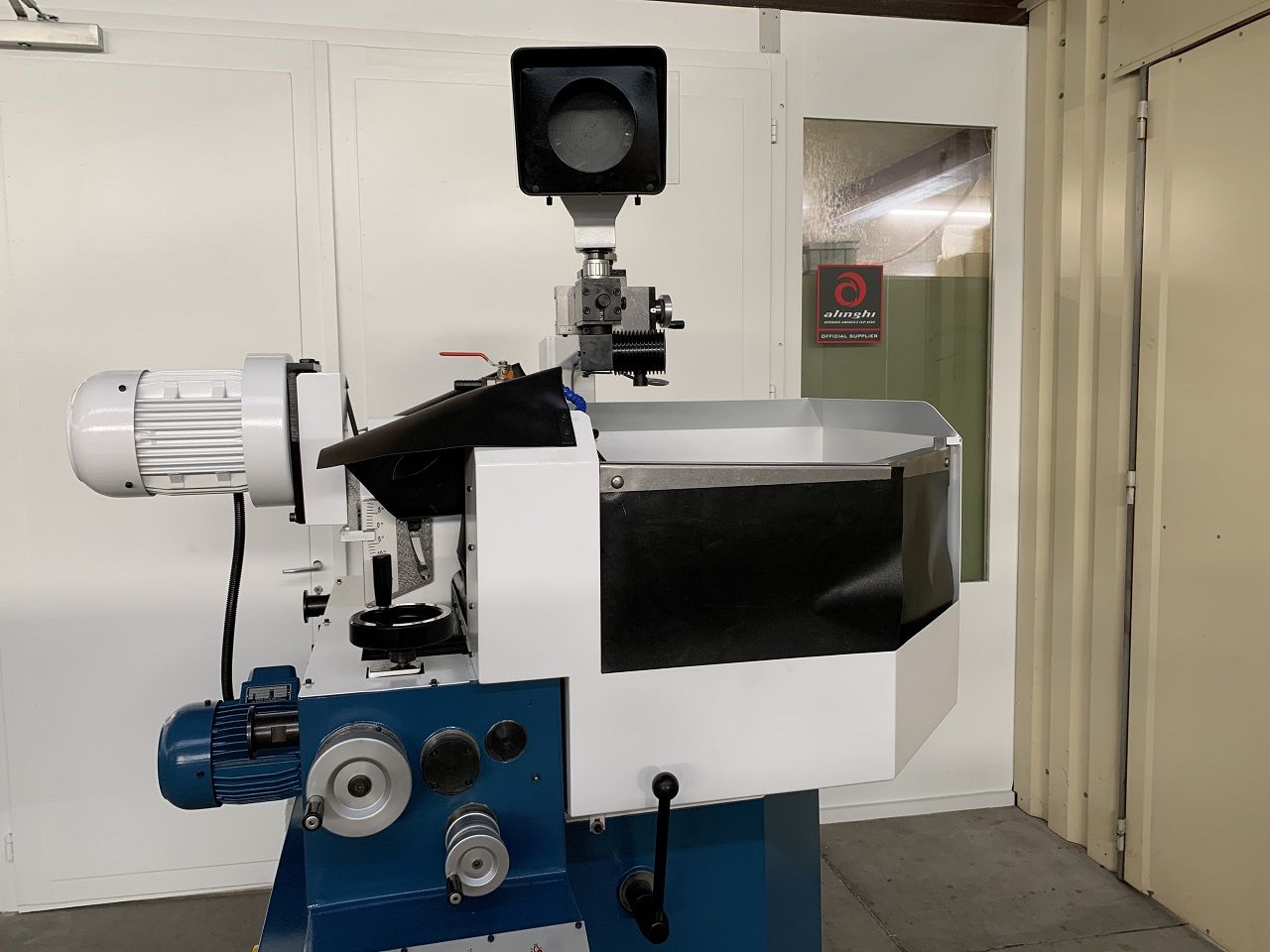 Grinding/TOOL GRINDER EWAG RS-07
