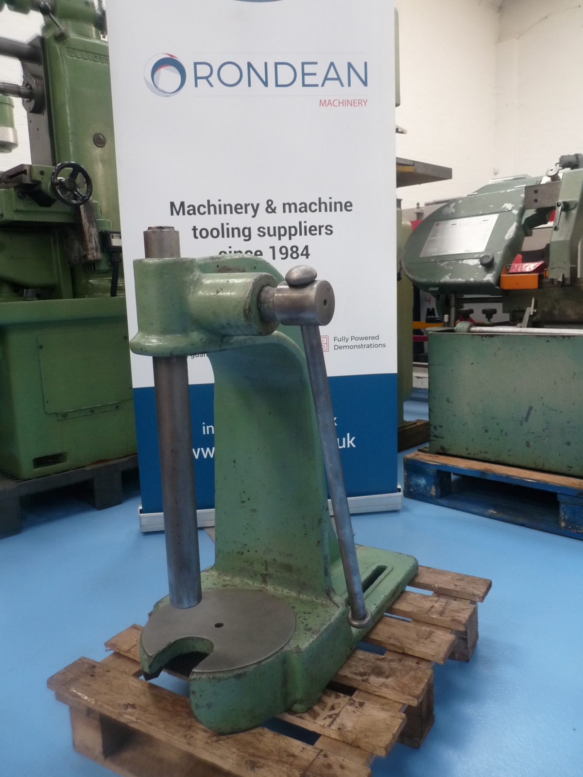 Presses (General)/Jones & Shipman Hand Operated Heavy Duty Arbour Press