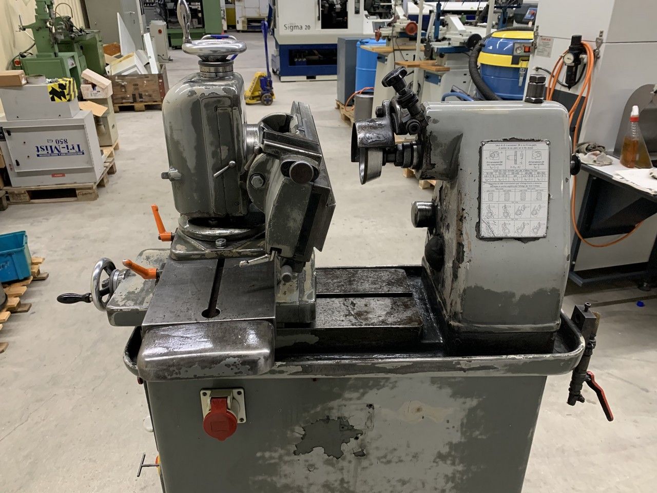Grinding/GRINDING MACHINE DECKEL TYPE S-1