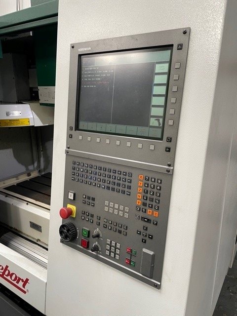 Horizontal Mills/Bridgeport VMC 600 XP