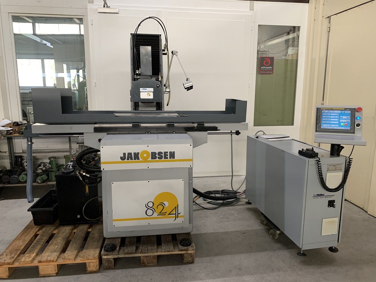 Surface Grinders/SURFACE GRINDING MACHINE JAKOBSEN TYPE SJ-824