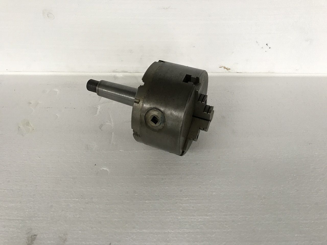 Spares & Accessories/3-BIT CHUCK TYPE 140 MM