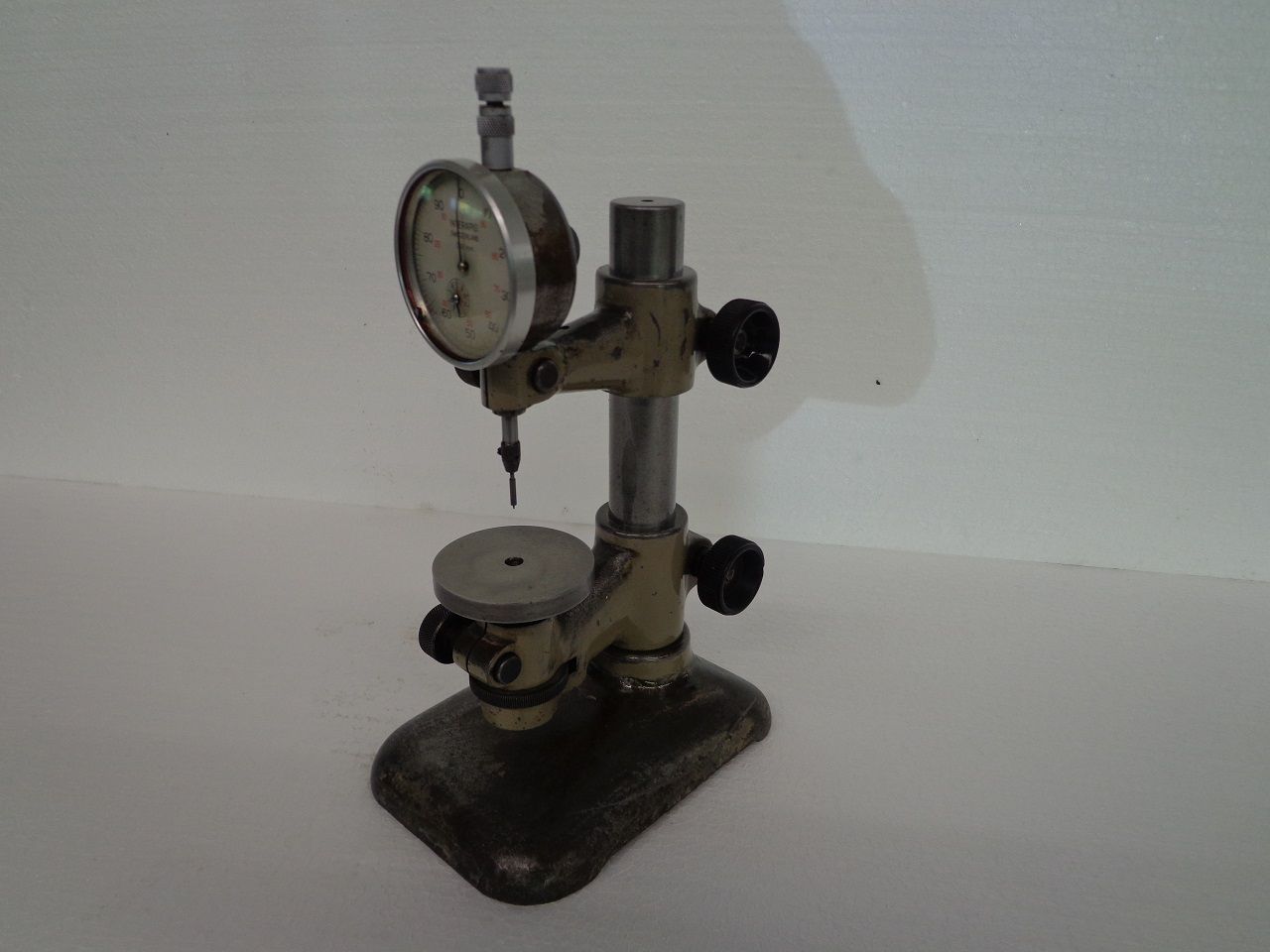 Spares & Accessories/COLUMN SUPPORT WITH COMPARATOR TABLE DIA. 53 MM