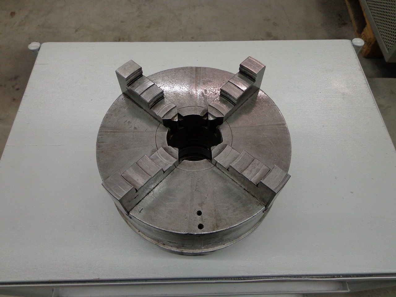 Spares & Accessories/4-BIT CHUCK TYPE 230 MM