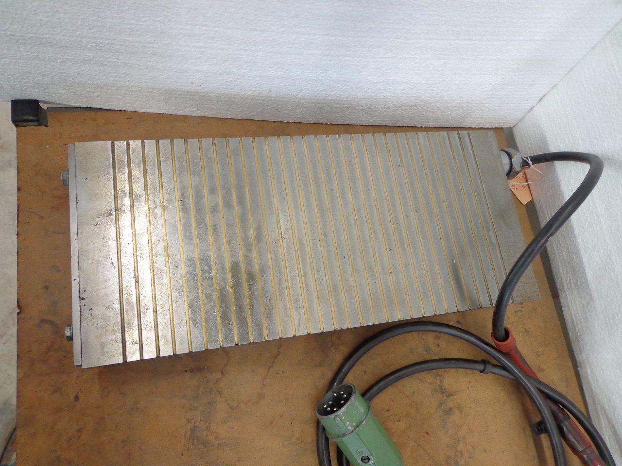 Spares & Accessories/MAGNETIC PLATE