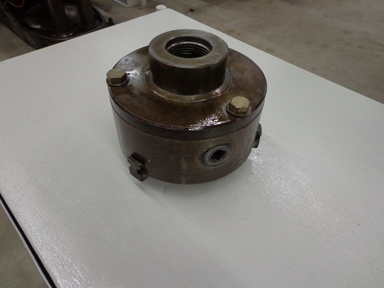 Spares & Accessories/3-BIT CHUCK TYPE 165 MM